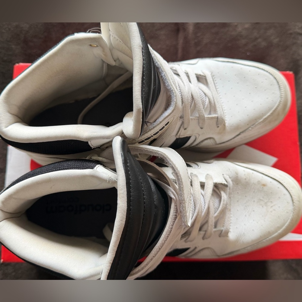 Men’s size 12 Adidas White High-Top Sneakers with Black Stripes - Picture 3 of 10